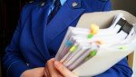 По иску прокурора суд обязал жителя Осинников вернуть в муниципальную собственность неправомерно предоставленный в аренду земельный участок